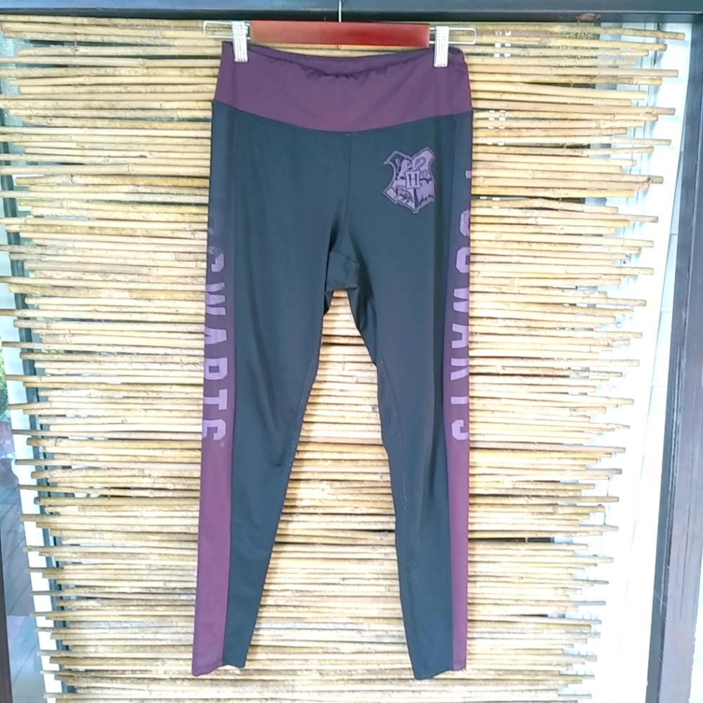 Hogwarts M Black Purple Athletic Pants